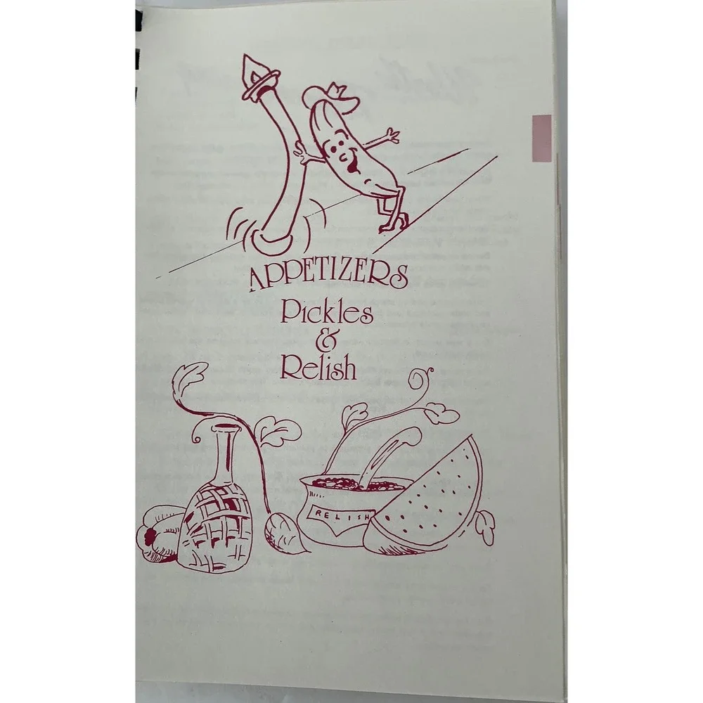 Junior Woman's Club Janesville Wisconsin Cookbook Vintage 1982 Spiral Bound‎
